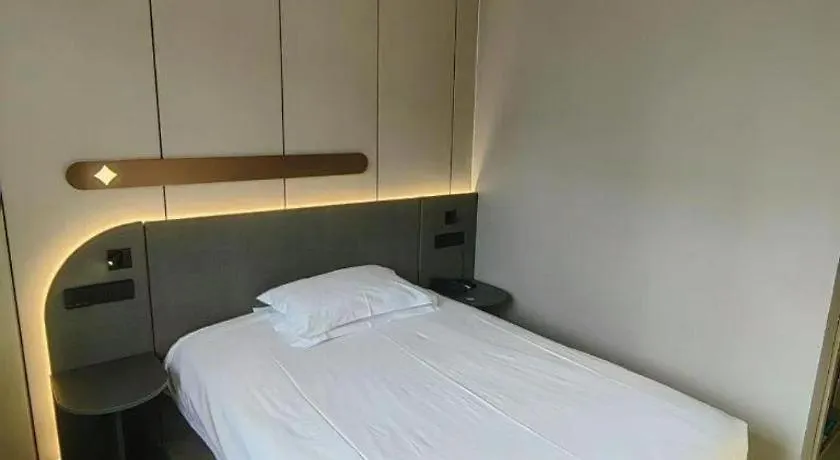 Jinjiang Inn Suzhou Sanxiang Square Metro Station Hotell Suzhou (Jiangsu)